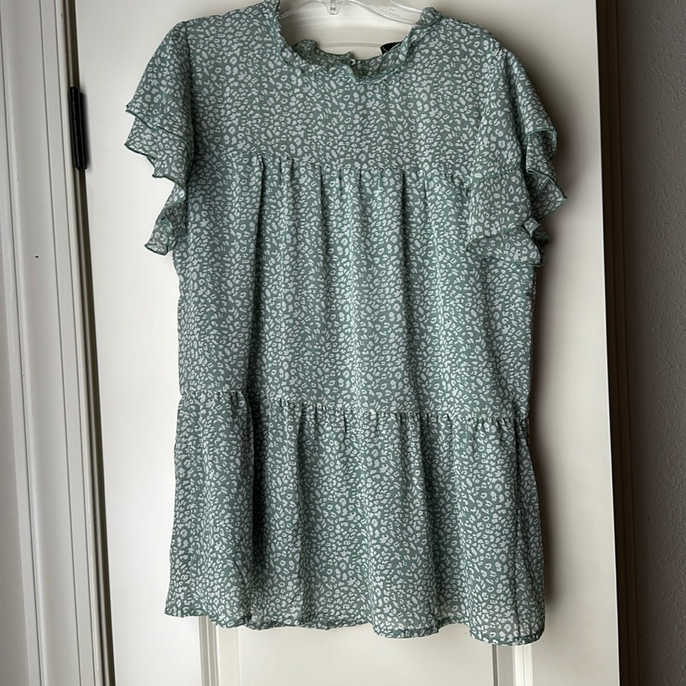 Pretty Garden Green Flowy Top